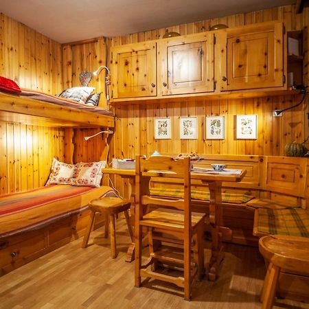Casa-Chalet, In Centro A Courmayeur! Экстерьер фото