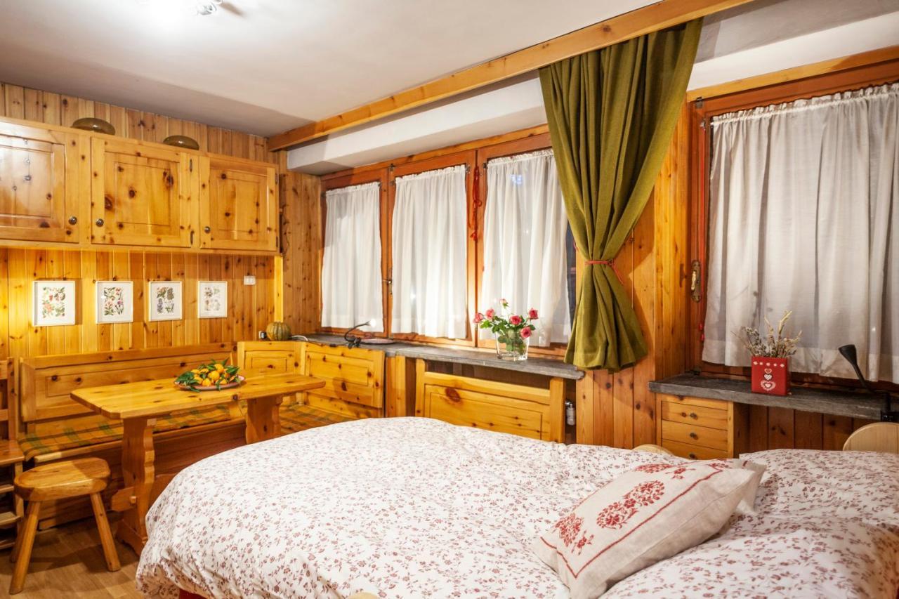 Casa-Chalet, In Centro A Courmayeur! Экстерьер фото